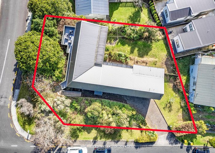  at 85 Penzance Road, Mairangi Bay, Auckland