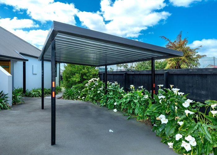  at 4/71B Main Road, Redcliffs, Christchurch