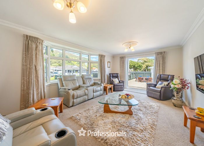  at 32 Birdwood Road, Waterloo, Lower Hutt, Wellington