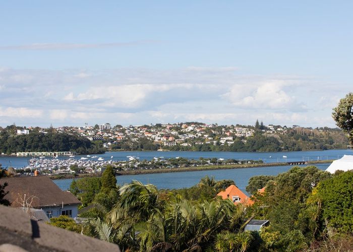  at 39 Glanville Terrace, Parnell, Auckland