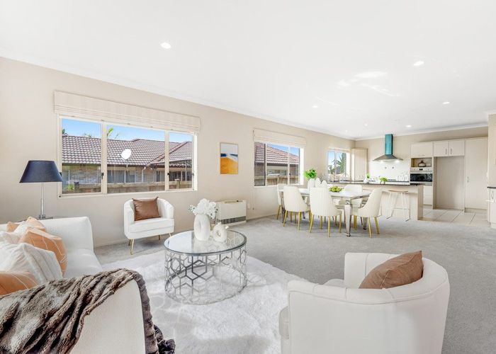  at 27 Franshell Crescent, East Tamaki, Manukau City, Auckland