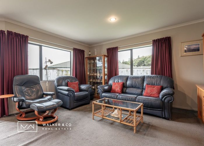  at 2 Evergreen Crescent, Trentham, Upper Hutt, Wellington
