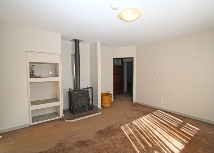  at 4 Moana Crescent, Blagdon, New Plymouth, Taranaki