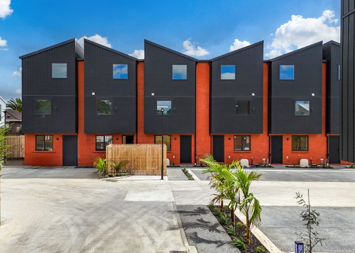  at 29-46 Normandy Place, Henderson, Waitakere City, Auckland