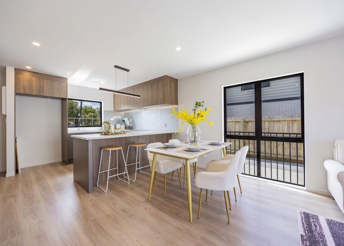 at 2/26 Alamein Road, Panmure, Auckland City, Auckland