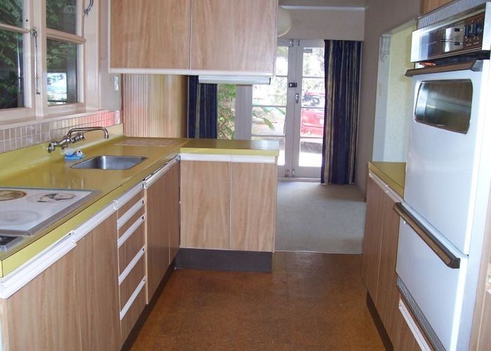  at 32 Woodvale Grove, Fairfield, Lower Hutt, Wellington