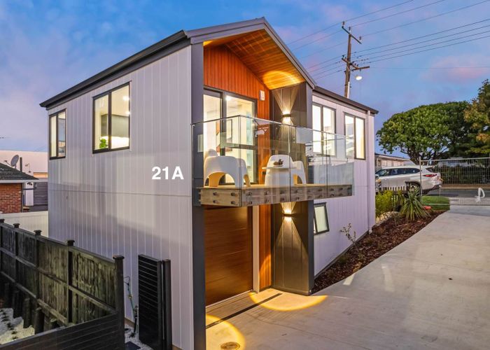  at 21C Knights Road, Rothesay Bay, North Shore City, Auckland