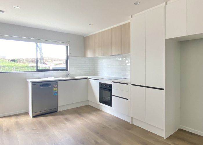  at 4 Whai Hua Lane, Mangere Bridge, Manukau City, Auckland