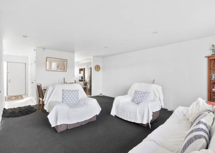  at 29/3 Hulme Place, Henderson, Waitakere City, Auckland