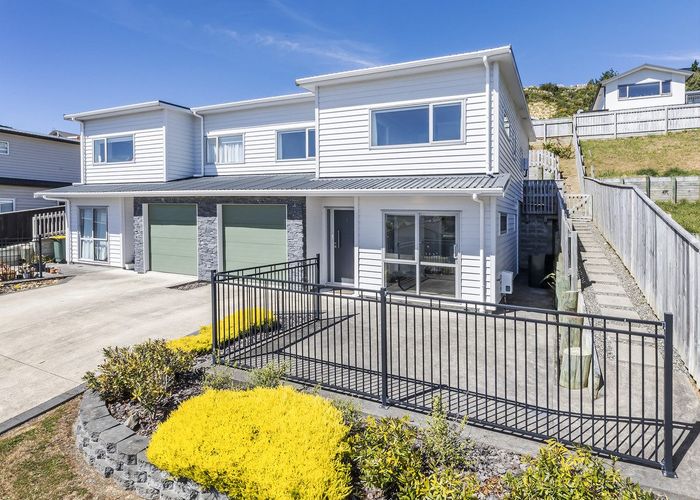  at 9A Madeira Close, Whitby, Porirua, Wellington