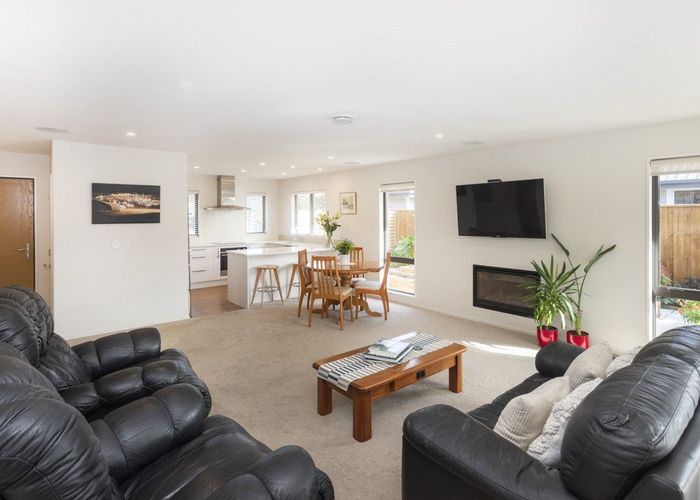  at 91 Carnaveron Drive, Lincoln, Lincoln
