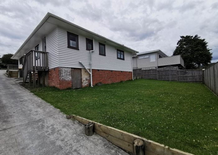  at 13 Barron Drive, Green Bay, Waitakere City, Auckland