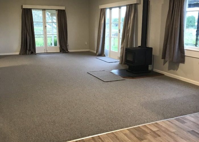  at 221 Pickering Road, Cambridge