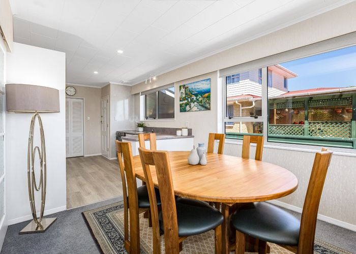  at 8 Tacoma Drive, Totara Park, Upper Hutt, Wellington