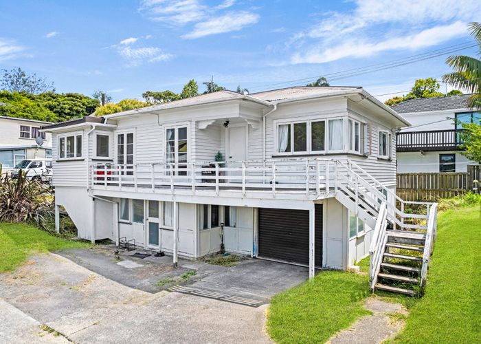  at 37 Whitney Street, New Windsor, Auckland