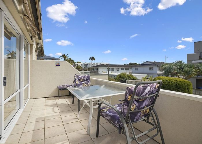  at 4/18 Speight Road, Kohimarama, Auckland