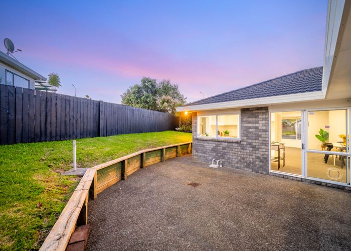  at 4 Milan Drive, Glen Eden, Waitakere City, Auckland