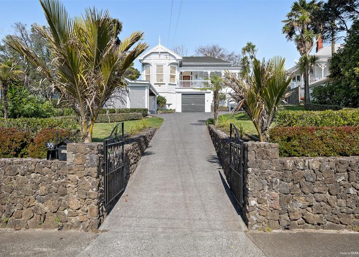  at 35 Windmill Road, Mount Eden, Auckland