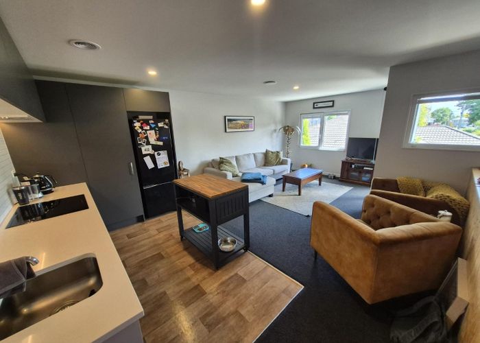  at 2/88 Poulson Street, Addington, Christchurch City, Canterbury