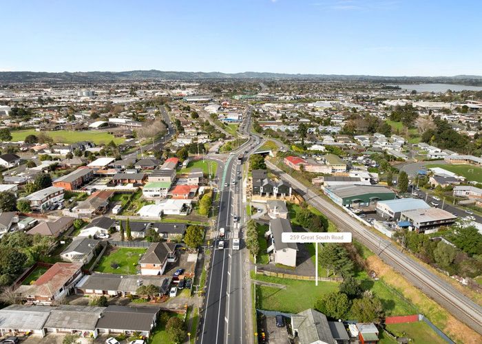  at 259 Great South Road, Manurewa, Manukau City, Auckland