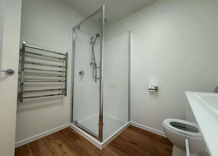  at 7/27 Main Road, Wainuiomata, Lower Hutt, Wellington