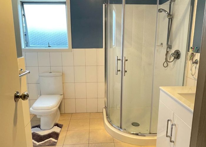  at 28 Birdwood Road, Swanson, Waitakere City, Auckland