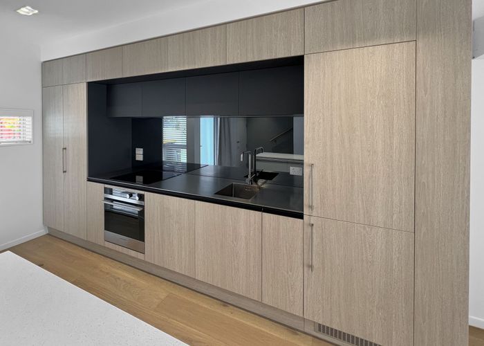  at 1/362 Montreal St, City Centre, Christchurch City, Canterbury