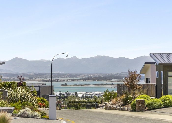  at 10 Hill Tops Way, Stoke, Nelson, Nelson / Tasman