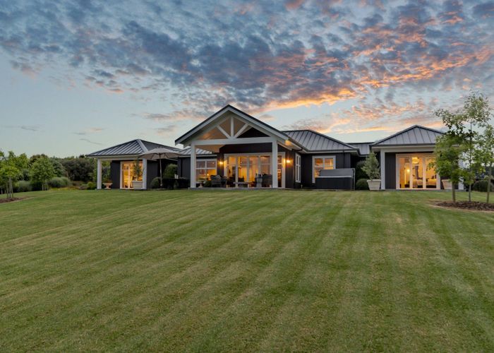  at 90 Bushlake Way, Karaka, Franklin, Auckland