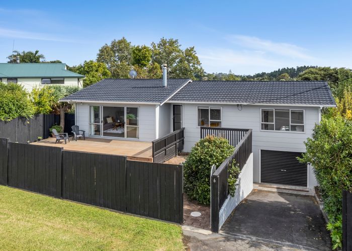  at 6 Burnham Road, Waitakere, Auckland