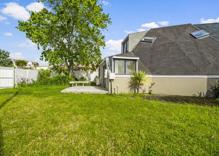  at 334 Te Atatu Road, Te Atatu South, Auckland
