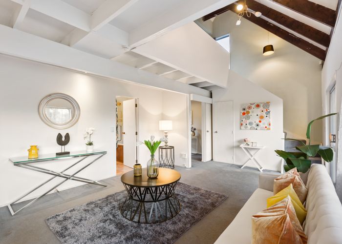  at 88 Beach Road, Te Atatu Peninsula, Auckland