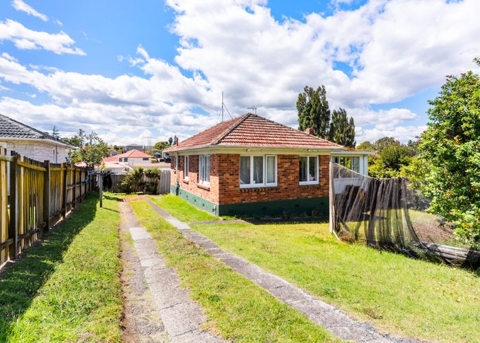  at 42 Coxhead Road, Manurewa, Manukau City, Auckland