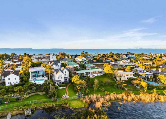  at 7/38 Kitchener Road, Milford, Auckland