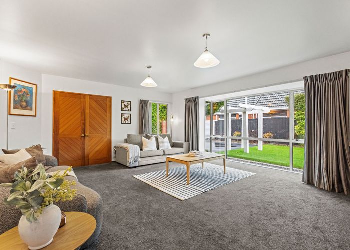  at 2/3 Creyke Road, Fendalton, Christchurch City, Canterbury