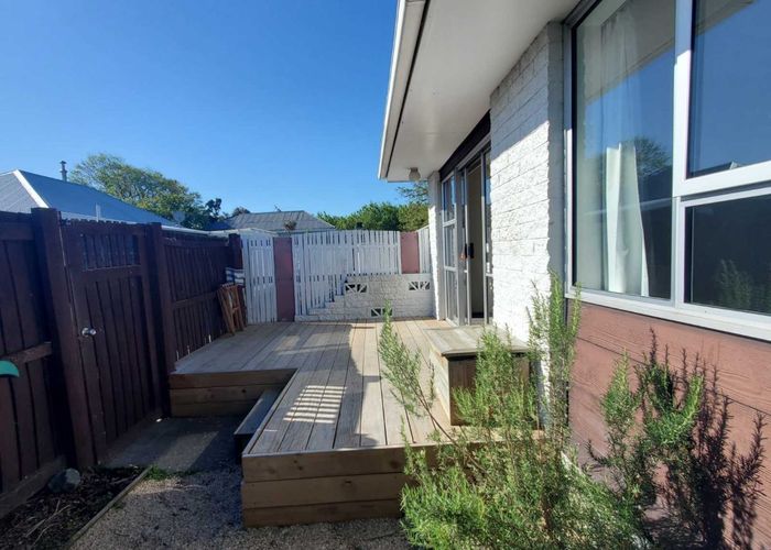  at 2/557 Gloucester Street, Linwood, Christchurch City, Canterbury