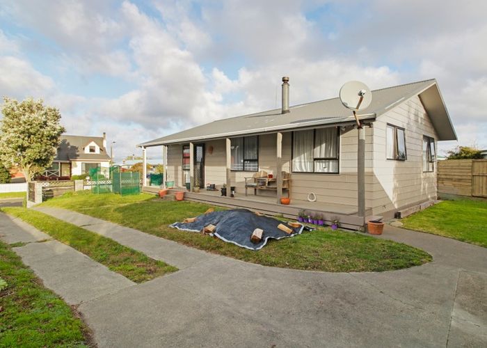  at 29 Hennessy Street East, Foxton Beach, Foxton
