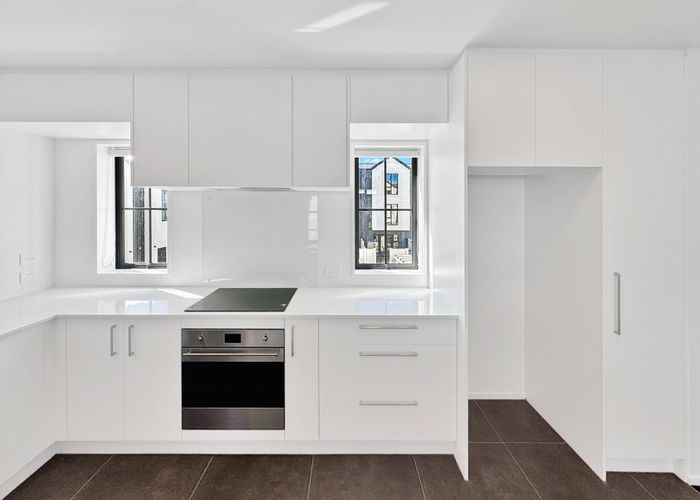  at 3/92 Peterborough St, City Centre, Christchurch City, Canterbury