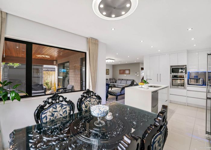  at 28 Flanshaw Road, Te Atatu South, Auckland