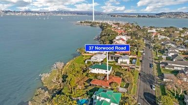  at 37 Norwood Road, Bayswater, Auckland