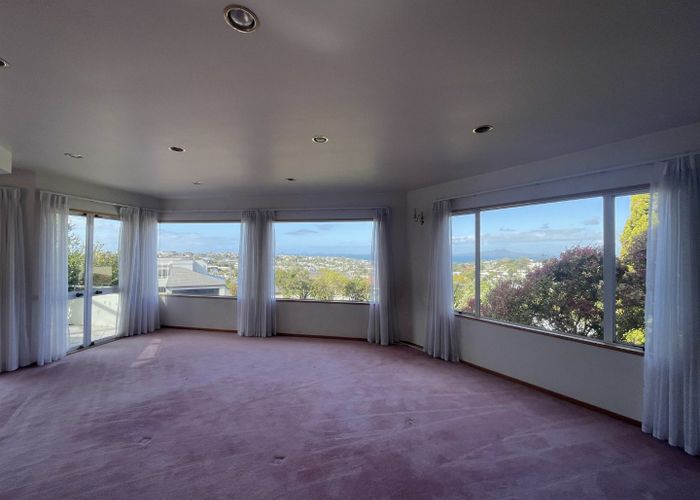  at 19 Calypso Place, Rothesay Bay, Auckland