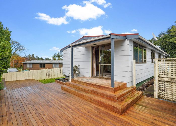  at 2/14 Gleneagles Grove, Wattle Downs, Manukau City, Auckland