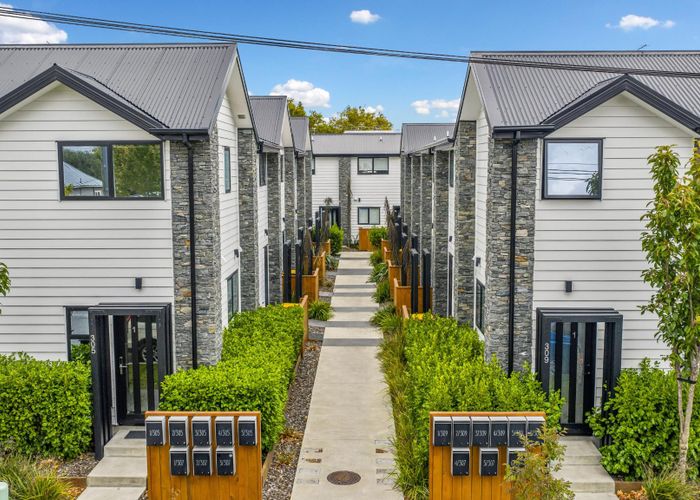  at 2/305 Armagh Street, City Centre, Christchurch City, Canterbury