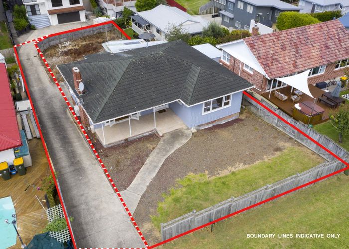  at 28 Howe Street, Howick, Auckland