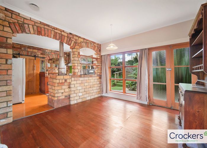 at 29 Sunset Road, Totara Vale, North Shore City, Auckland