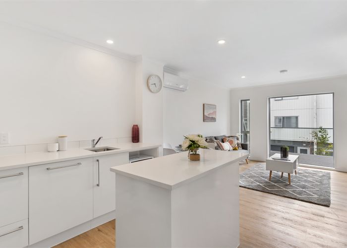  at 25 Niu Lane, Te Atatū South, Auckland