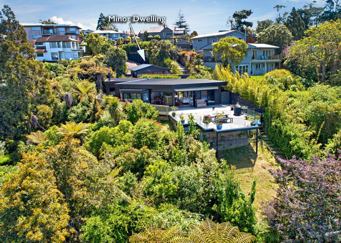  at 9 Fenton Terrace, Cockle Bay, Auckland