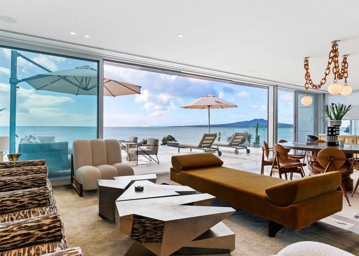  at 7 Rarere Road, Takapuna, North Shore City, Auckland
