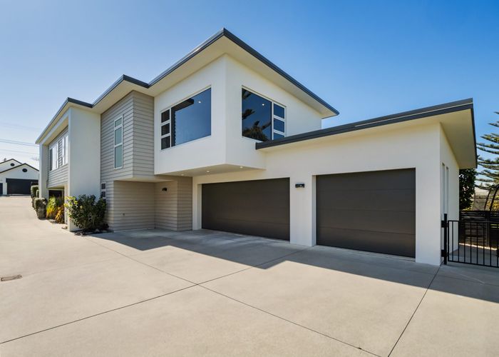  at 60 Karewa Parade, Papamoa Beach, Papamoa