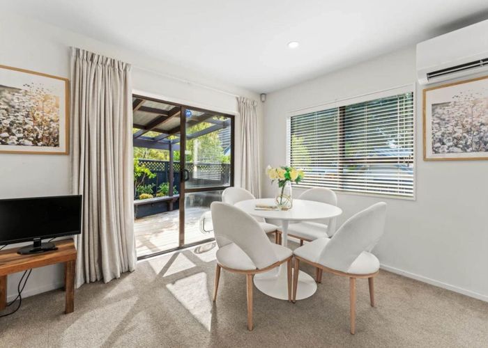  at 2/1B Eugenia Rise, Totara Heights, Auckland
